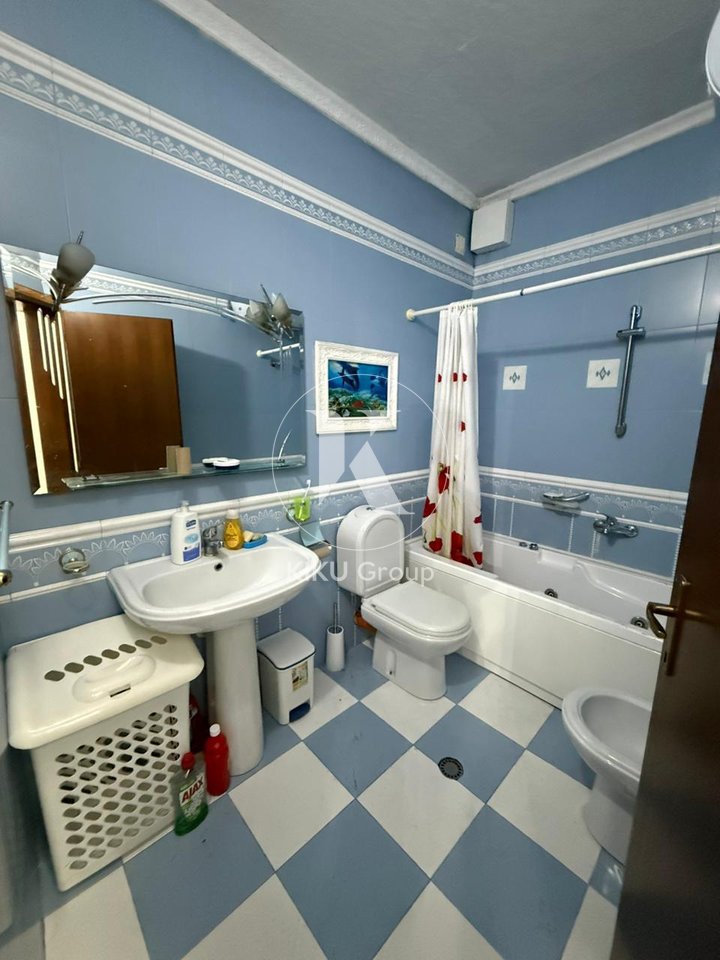 Apartament 2+1 me qira – Blloku