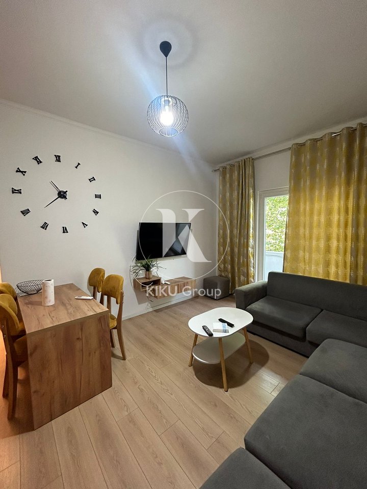 🏠 Apartament me qira 2+1