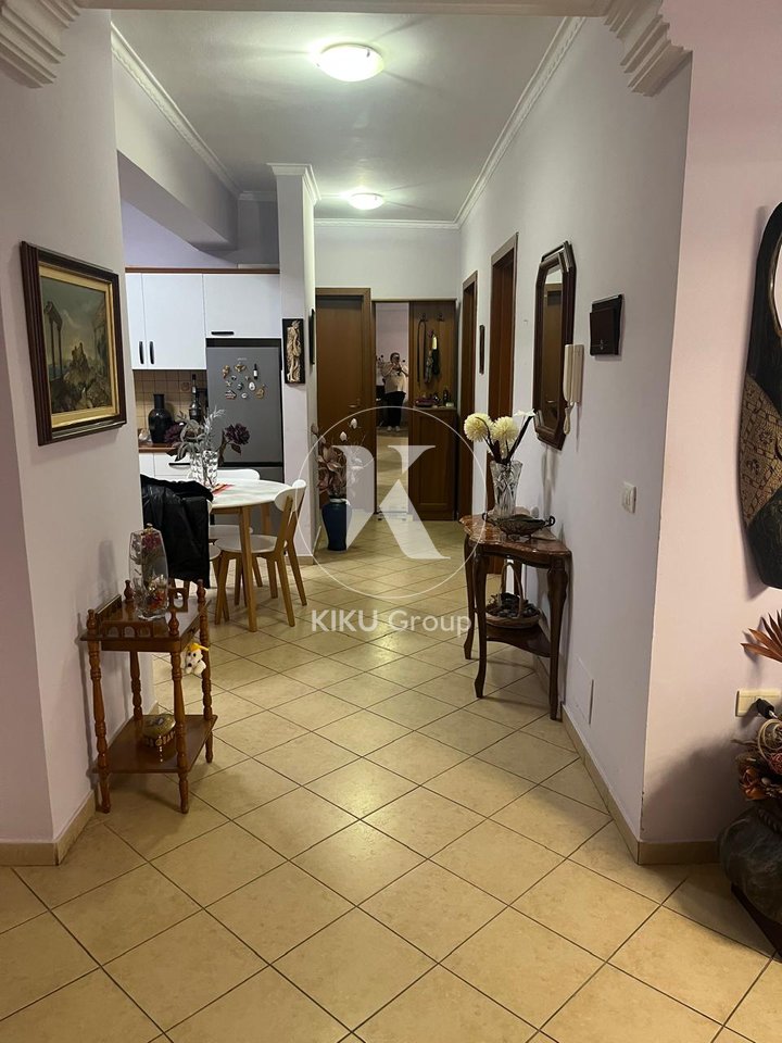 🏡 Apartament me qira 2+1+2