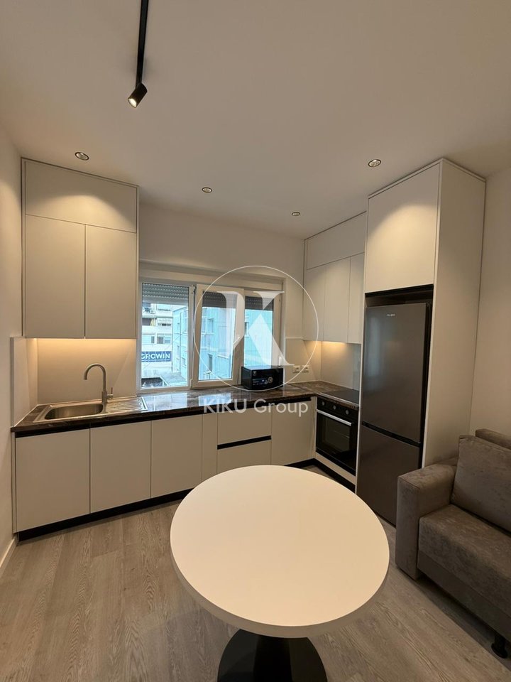 🏡 Apartament 1+1 me qira në Zona e Gardës – Tiranë