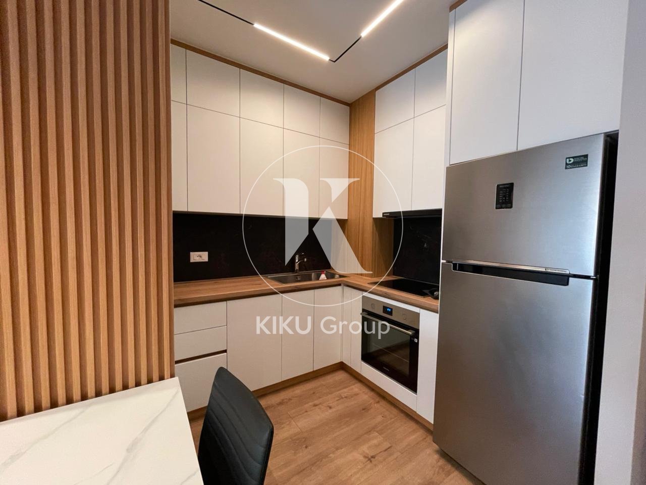 🏡 Apartament me qira – Pranë Kopshtit Zoologjik