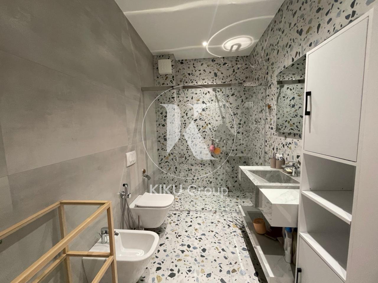 🏡 Apartament me qira – Pranë Kopshtit Zoologjik