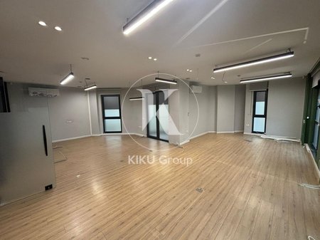 🏢 Rental Space on "Bardhok Biba" Street