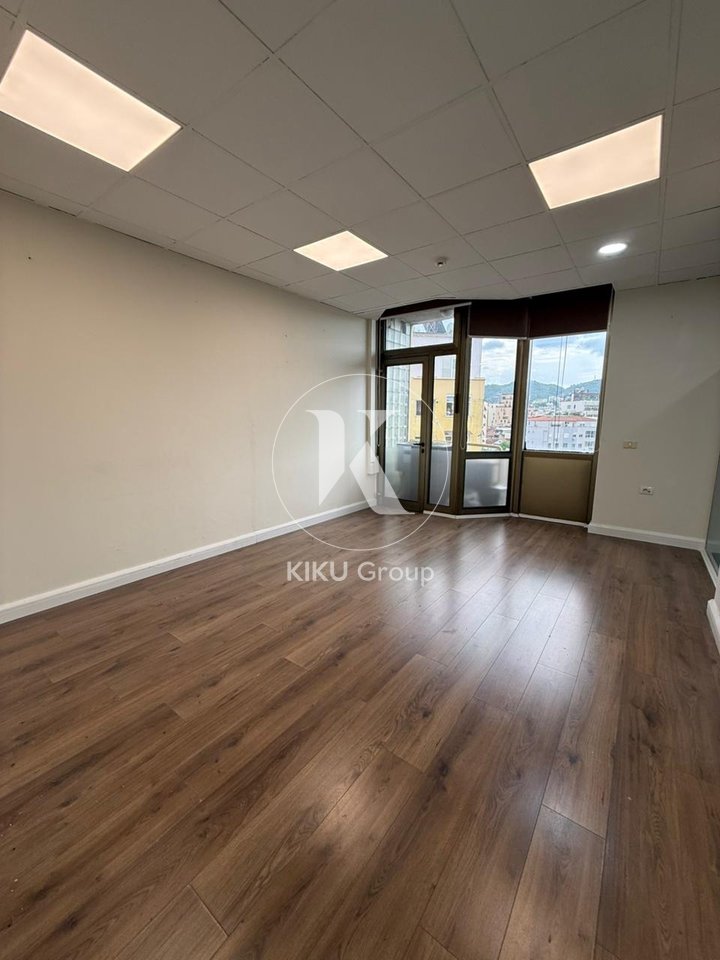 🏢 Ambjent për zyra me qira ✨