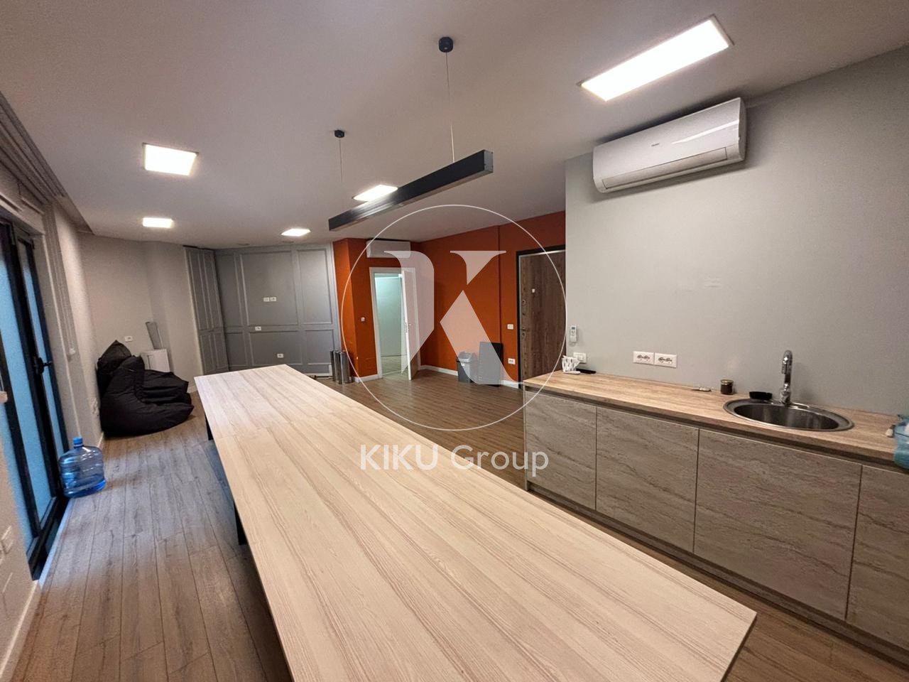🏢 Rental Space on "Bardhok Biba" Street