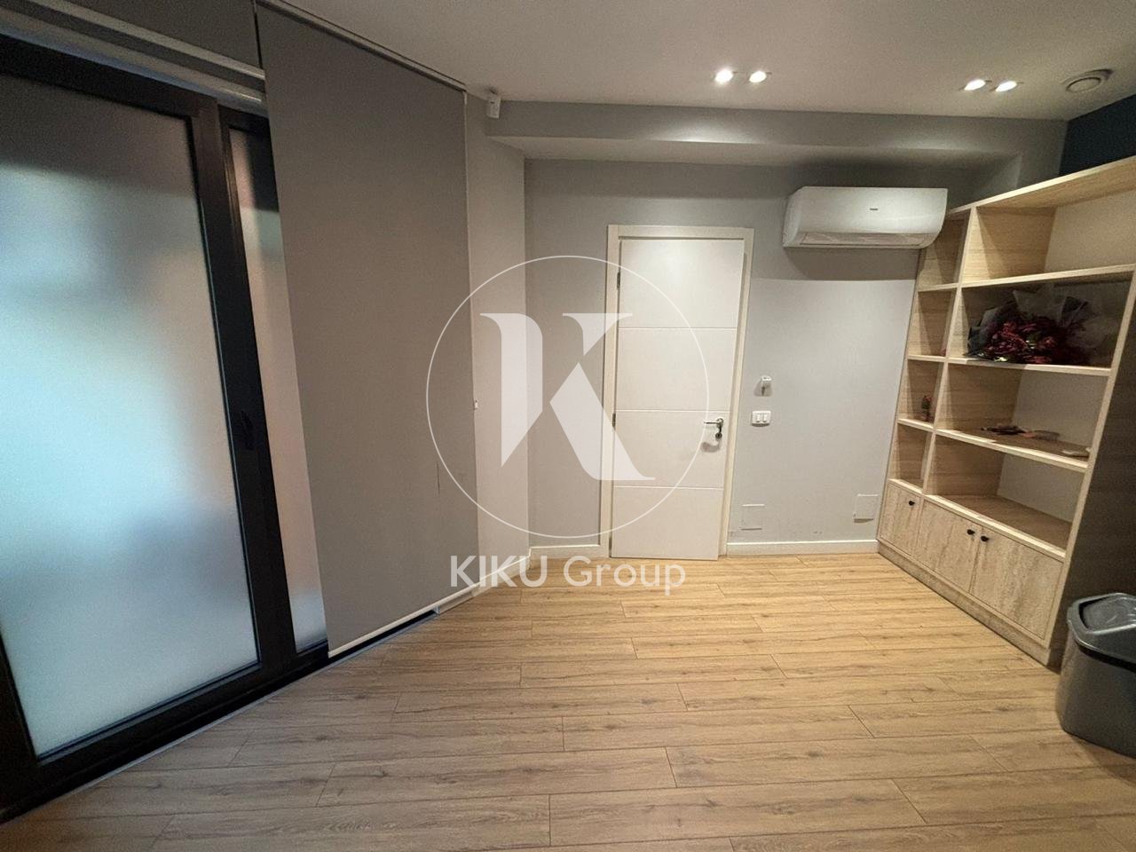 🏢 Rental Space on "Bardhok Biba" Street