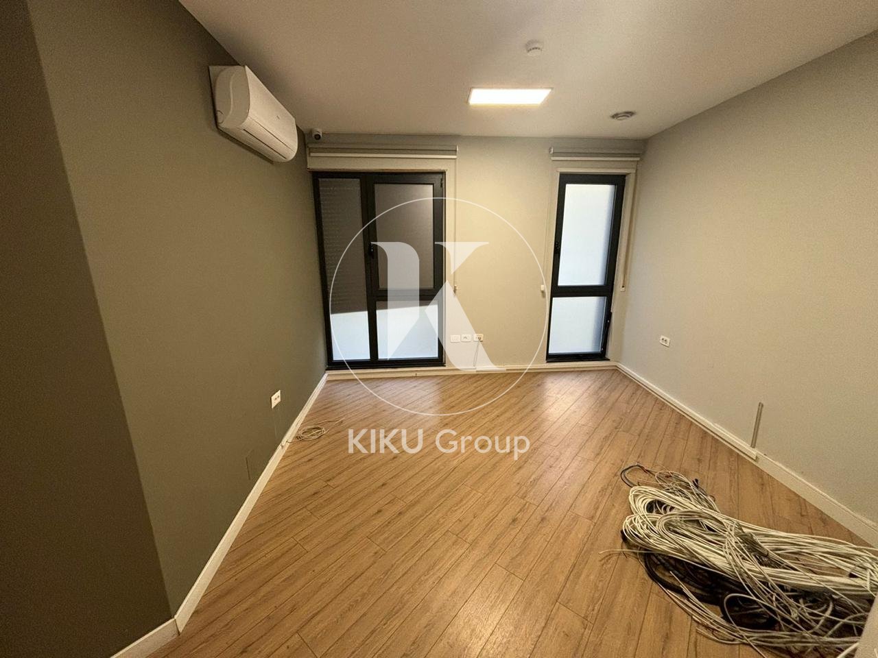 🏢 Rental Space on "Bardhok Biba" Street