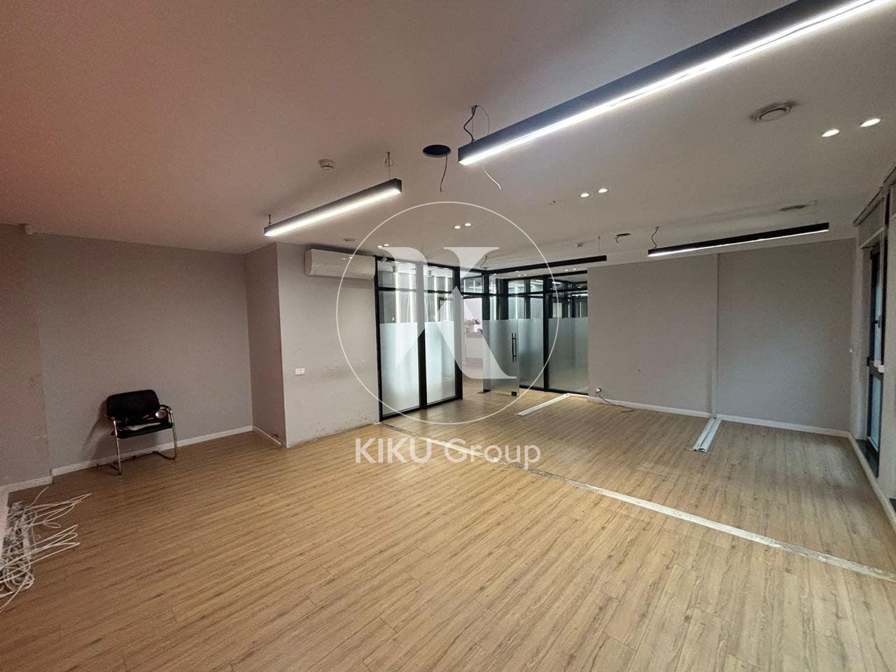 🏢 Rental Space on "Bardhok Biba" Street