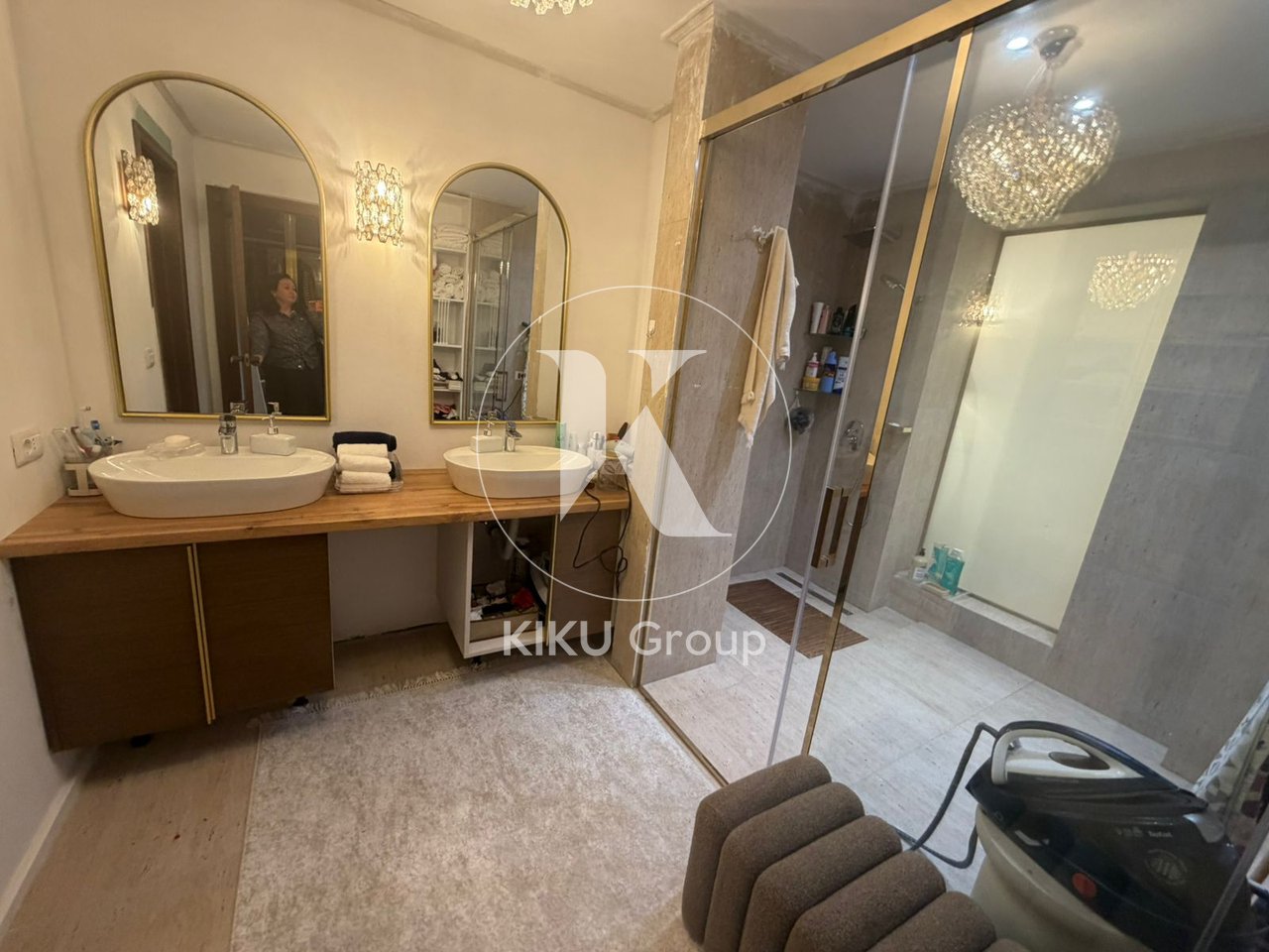 🏡 Vilë 2-Katëshe me Qira