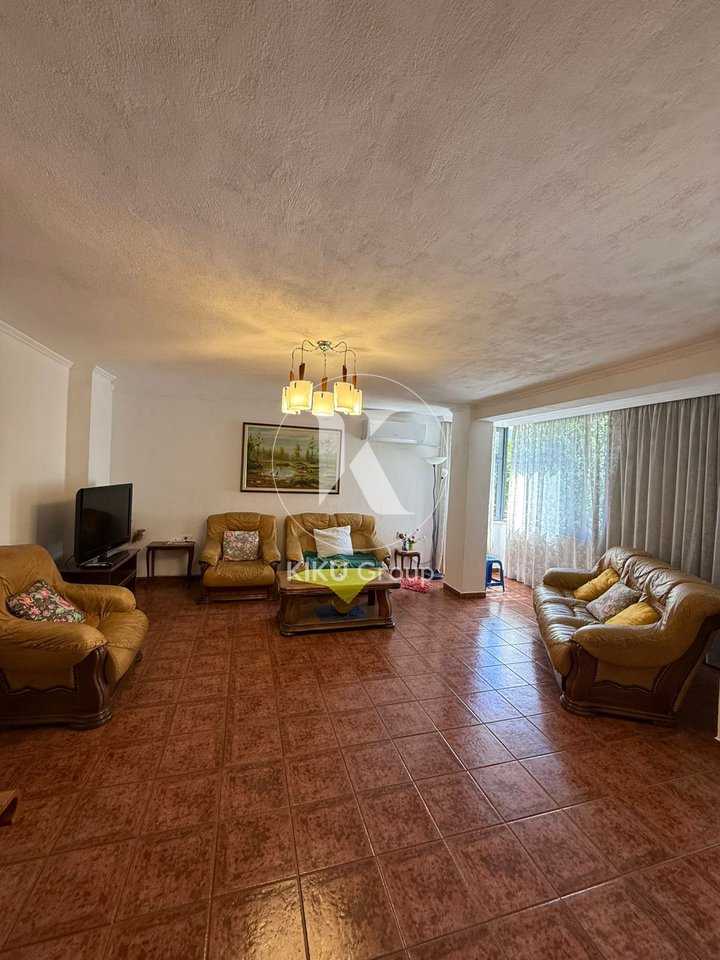 🏡 Shitet Apartament 2+1 te Rruga Mine Peza