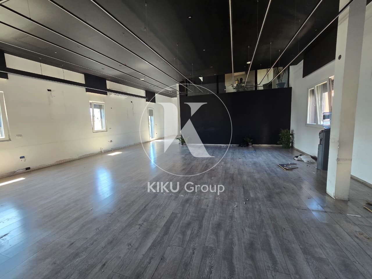 🏢 BUSINESS PREMISES FOR RENT