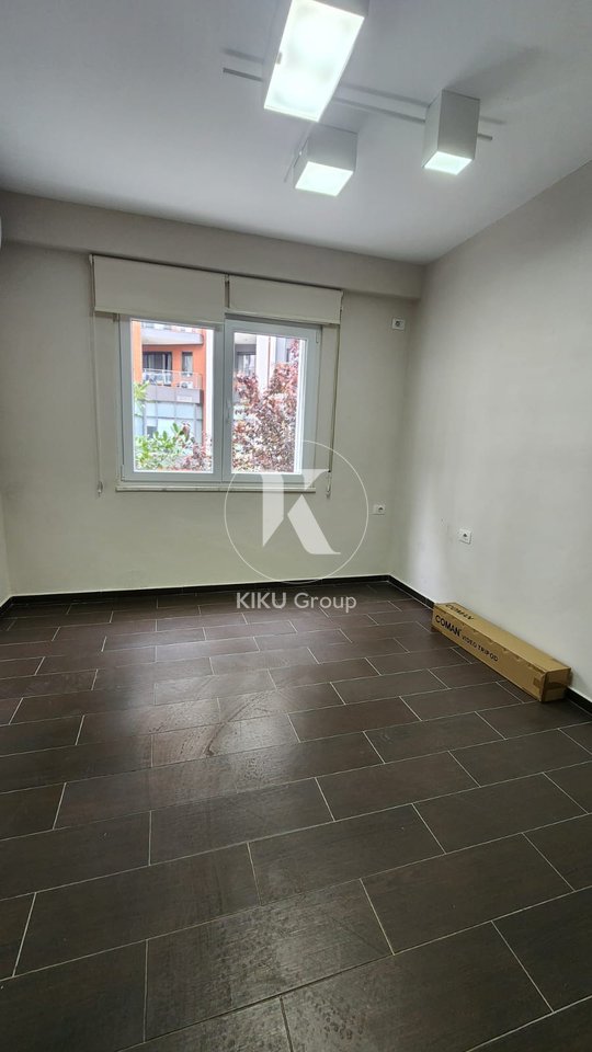🏢 UFFICIO 2+1+2 IN AFFITTO – VICINO AL LAGO, TIRANA