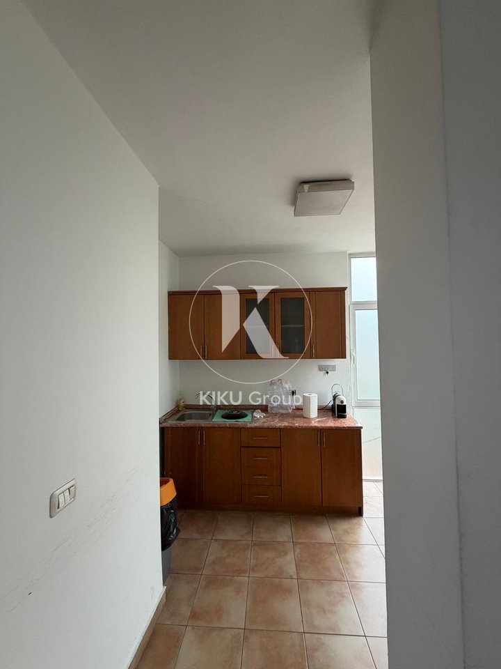 🏢 FOR RENT IN Tirana OFFICE SPACE 170 m² 📍 Area: Former Exhibition,