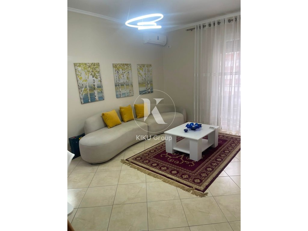 Apartament 1+1 me Qira – Rruga Fortuzi
