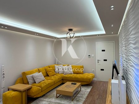 Shitet Apartament Luksoz 2+1+2 – Blloku Gintash, Laprakë