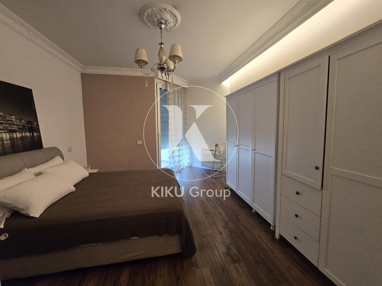 Duplex Luksoz me Qira – Qendër, Tiranë
