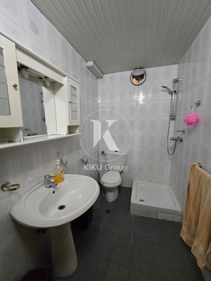 Appartamento 2+1+2 in Affitto – Via Fortuzi, Tirana