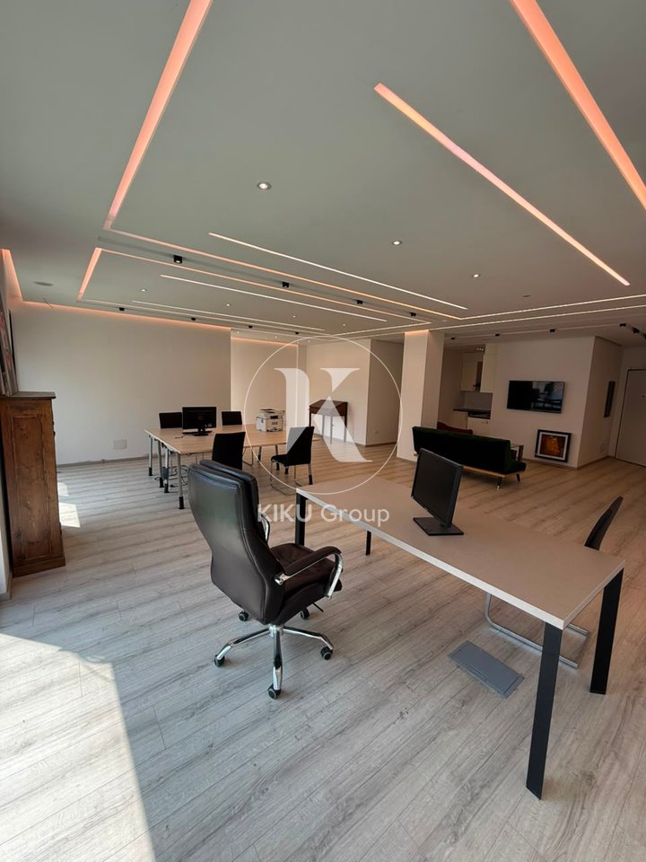 Ufficio / Spazio Commerciale 105 m² in Vendita – Via “Ismail Qemali”, Tirana