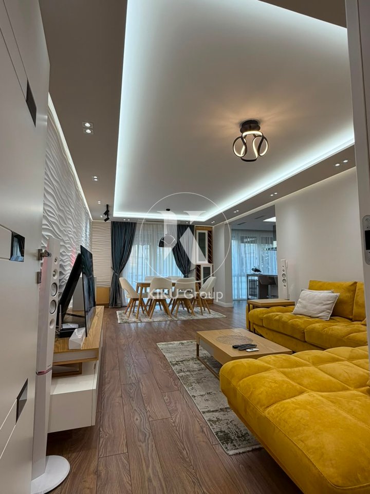 Shitet Apartament Luksoz 2+1+2 – Blloku Gintash, Laprakë