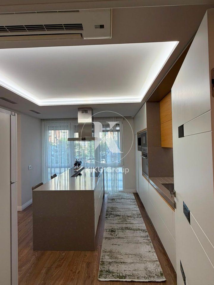 Shitet Apartament Luksoz 2+1+2 – Blloku Gintash, Laprakë