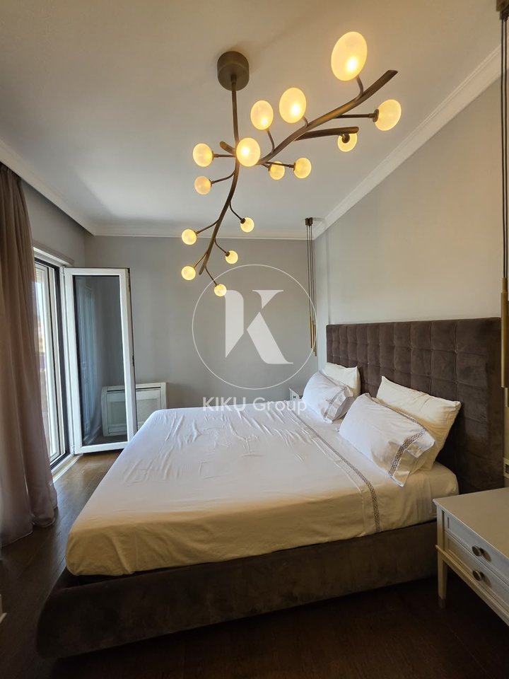 Appartamento 2+1+2 in Affitto – Bllok, Tirana