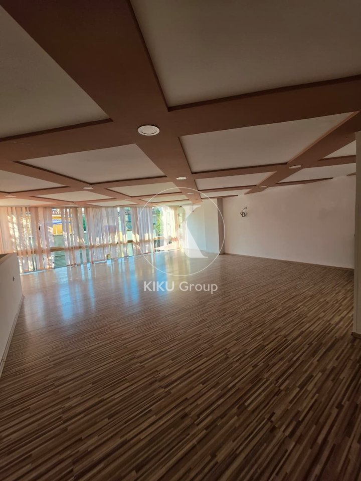 Locale Commerciale in Affitto – Frosina Plaku, Tirana