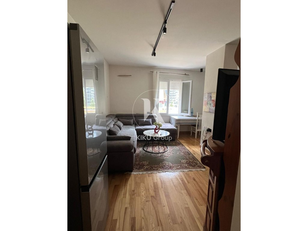 Apartament 2+1 me Qira | Kopshti Botanik