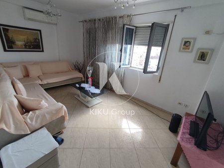 Appartamento 2+1 in Affitto – Via Fortuzi, Tirana