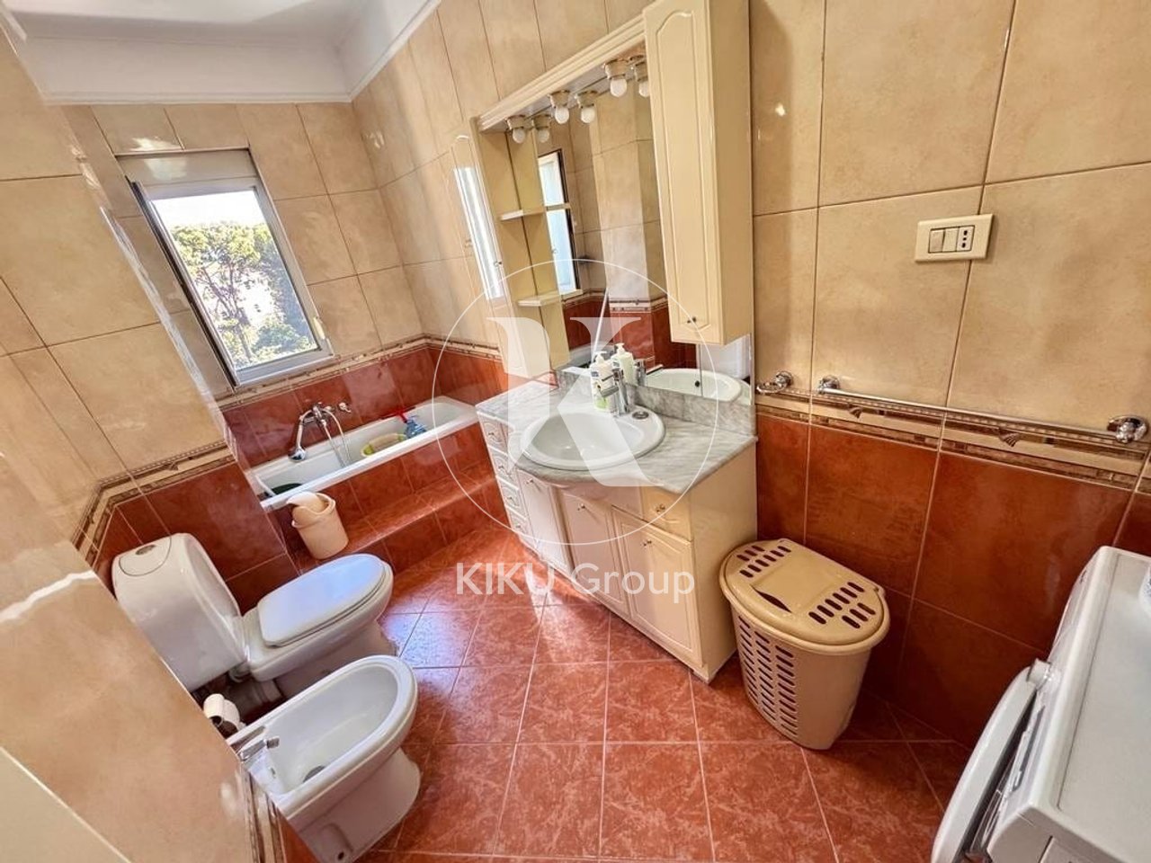 Apartament 2+1 me Qira – Përballë Air Albania, tek Pastiçeri Venecia