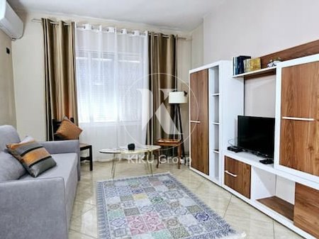 Appartamento 1+1 in Affitto – Via Kavaja, vicino al Blocco delle Ambasciate