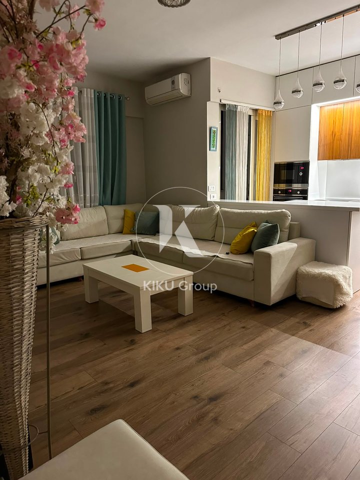 Appartamento Moderno 2+1+2 in Affitto – Vicino al Centro Kristal