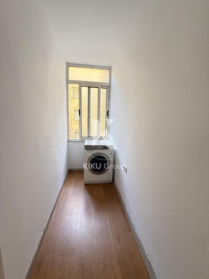 Apartament 3+1+2 me Qira – Bllok, Tiranë