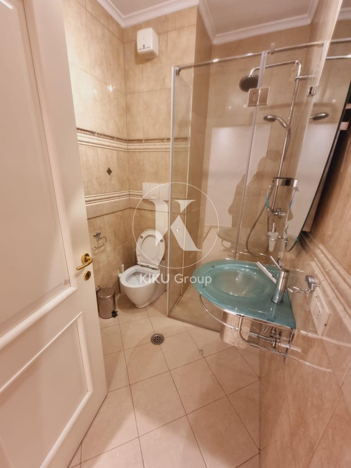 Apartament 2+1+2 me Qira – Pranë Gardës