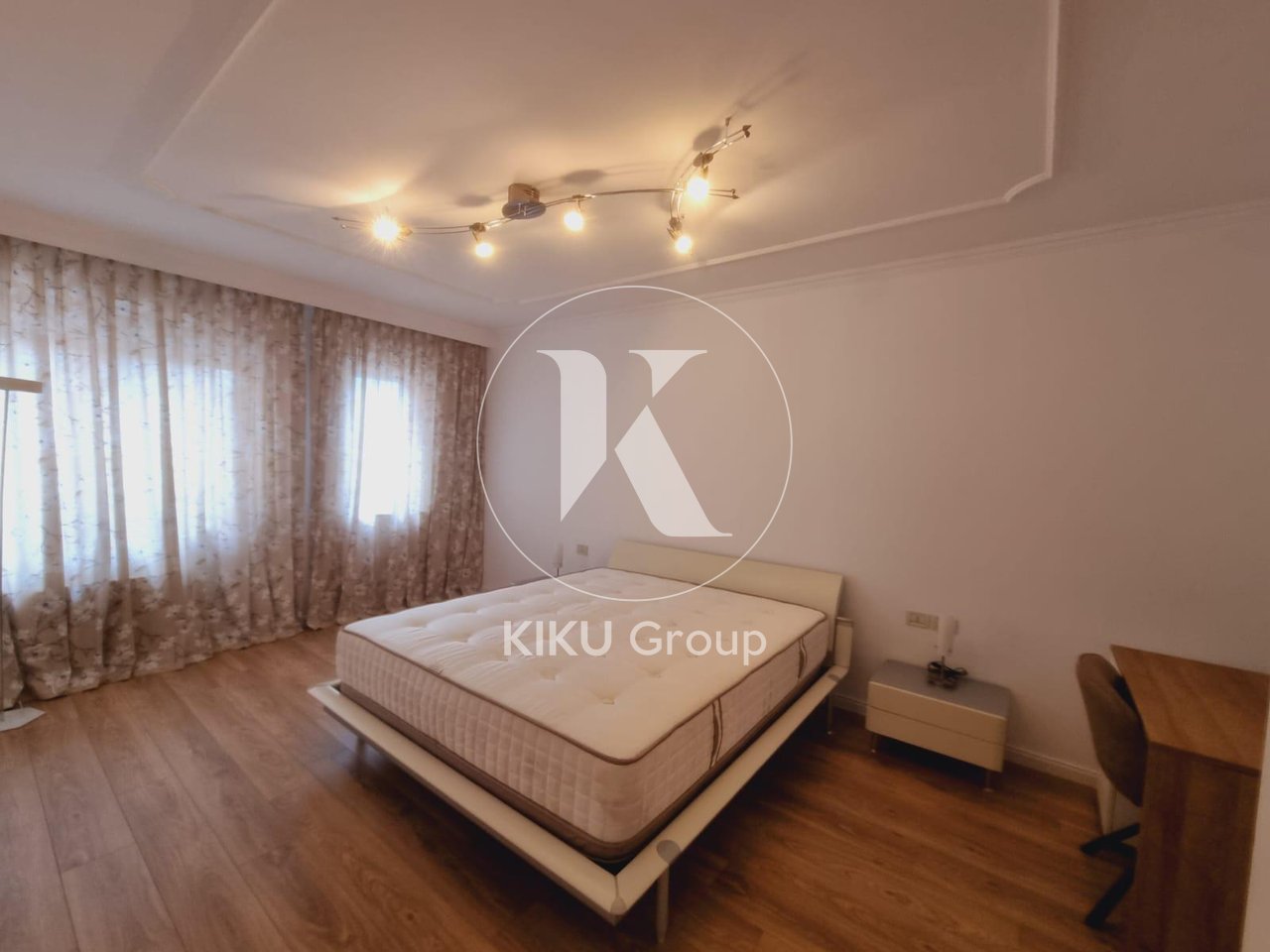 Apartament 2+1+2 me Qira – Pranë Gardës