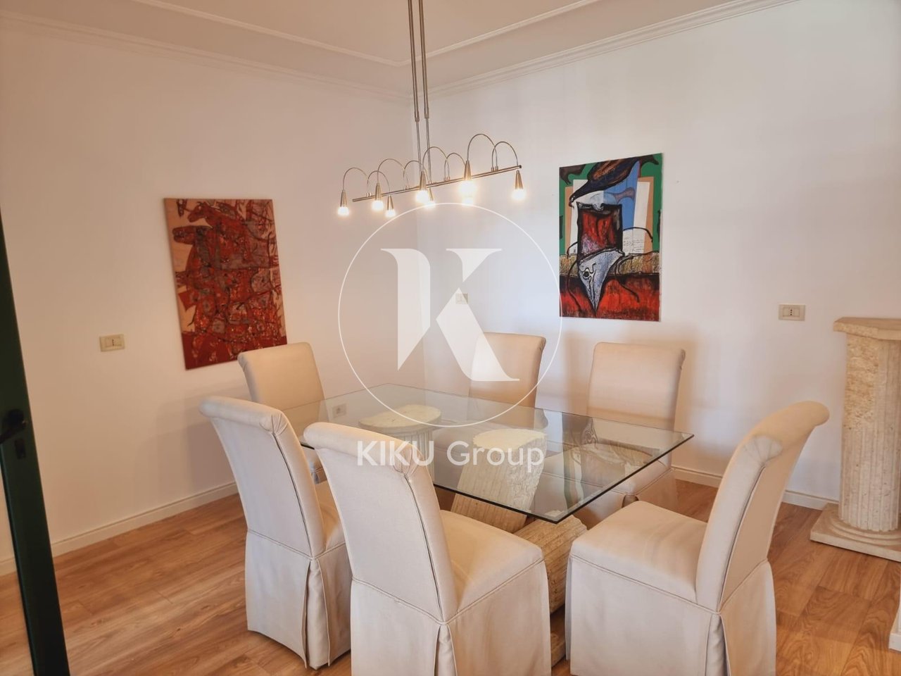 Apartament 2+1+2 me Qira – Pranë Gardës