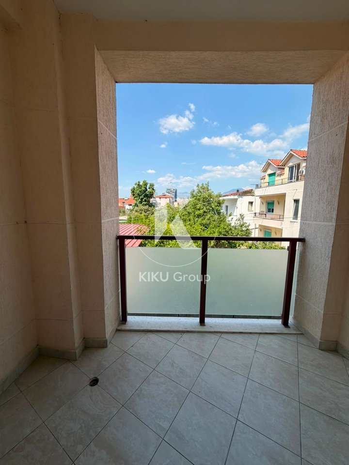 APARTAMENT 1+1 PËR SHITJE – TEK KONVIKTET E INXHINIERISË SË NDËRTIMIT