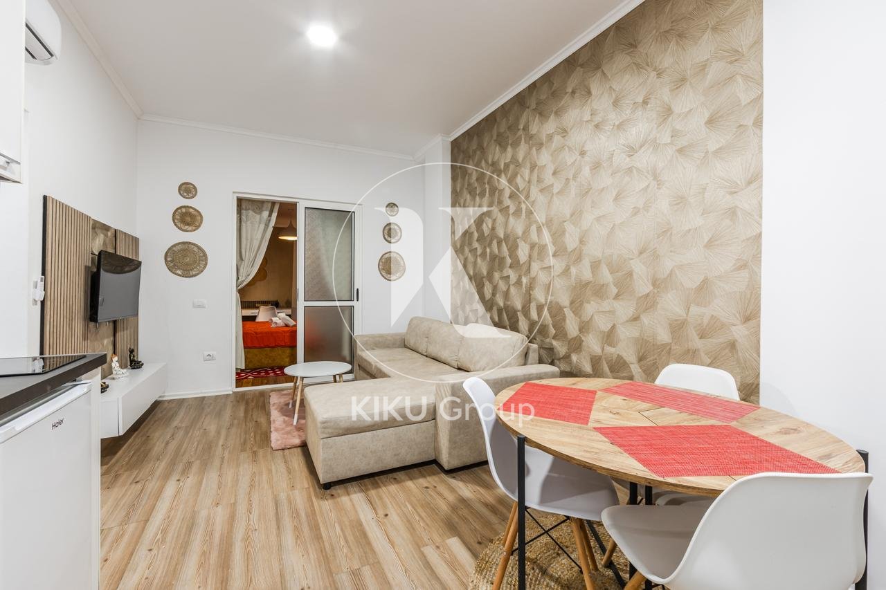 Apartment 1+1 with Veranda for Rent – Bllok