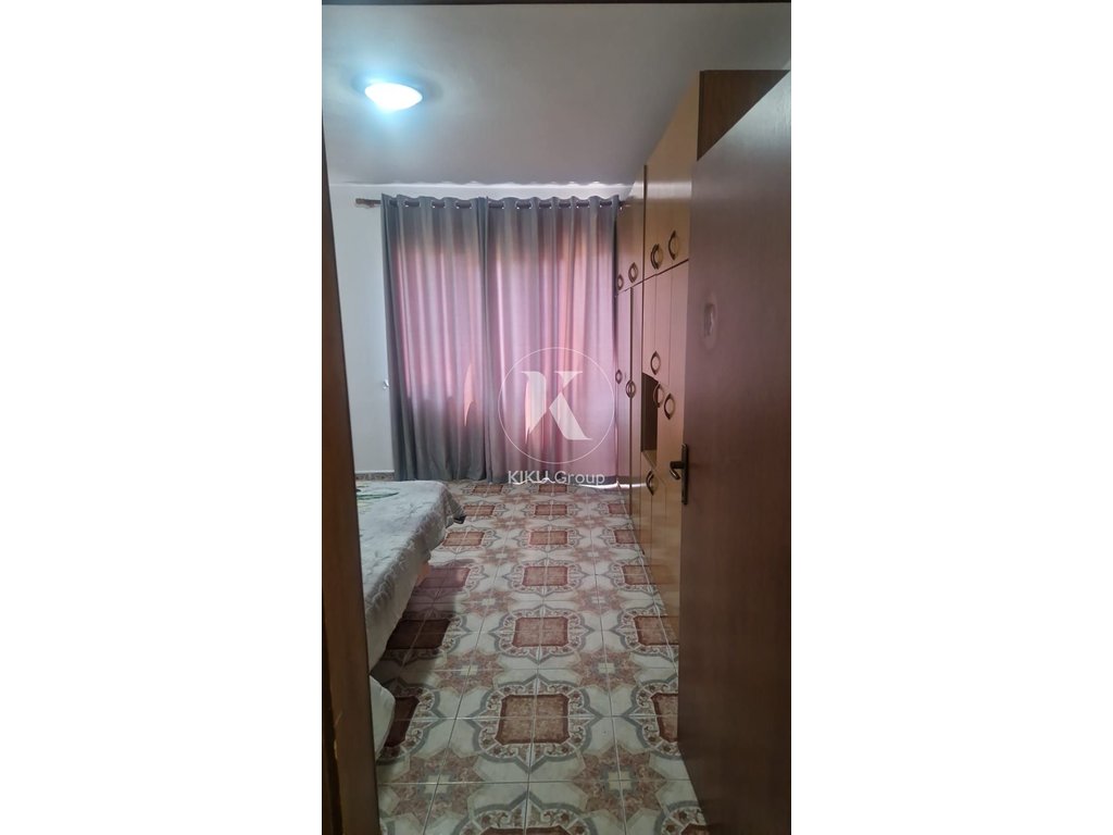 Apartament 1+1 me Qira në Medrese