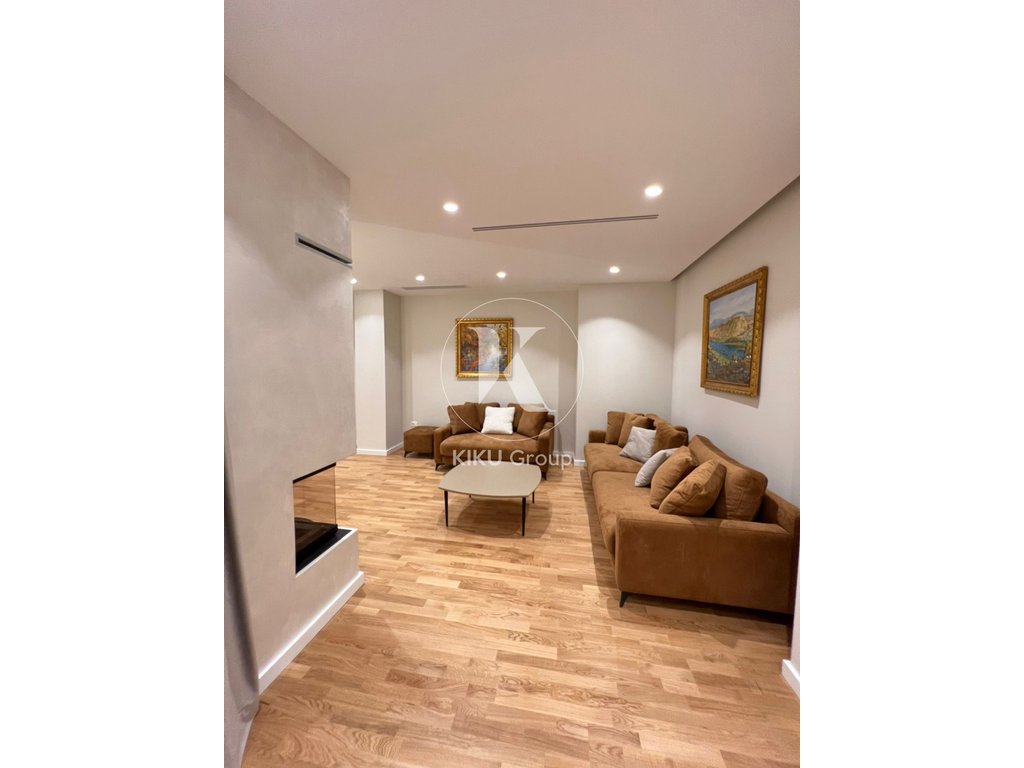 Apartament 3+1 me Qira – Rruga e Kosovareve
