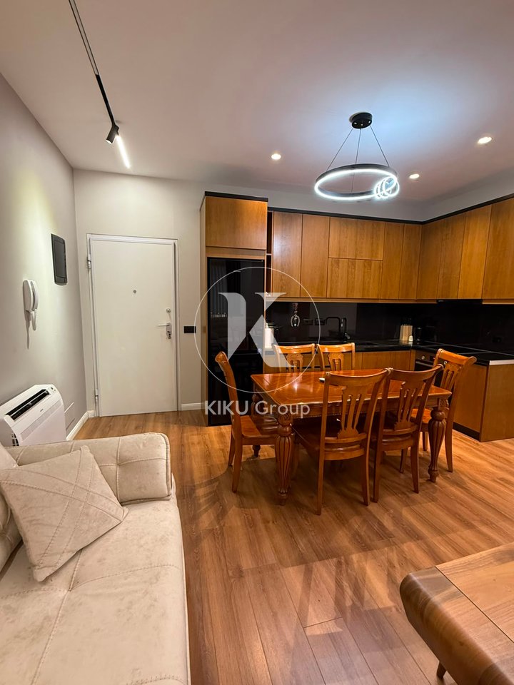 Apartament 2+1+Post Parkimi me Qira  – Rruga 5 Maji