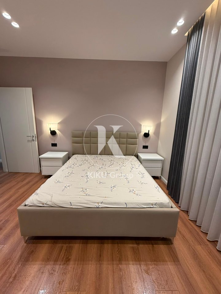 Apartament 2+1+Post Parkimi me Qira  – Rruga 5 Maji