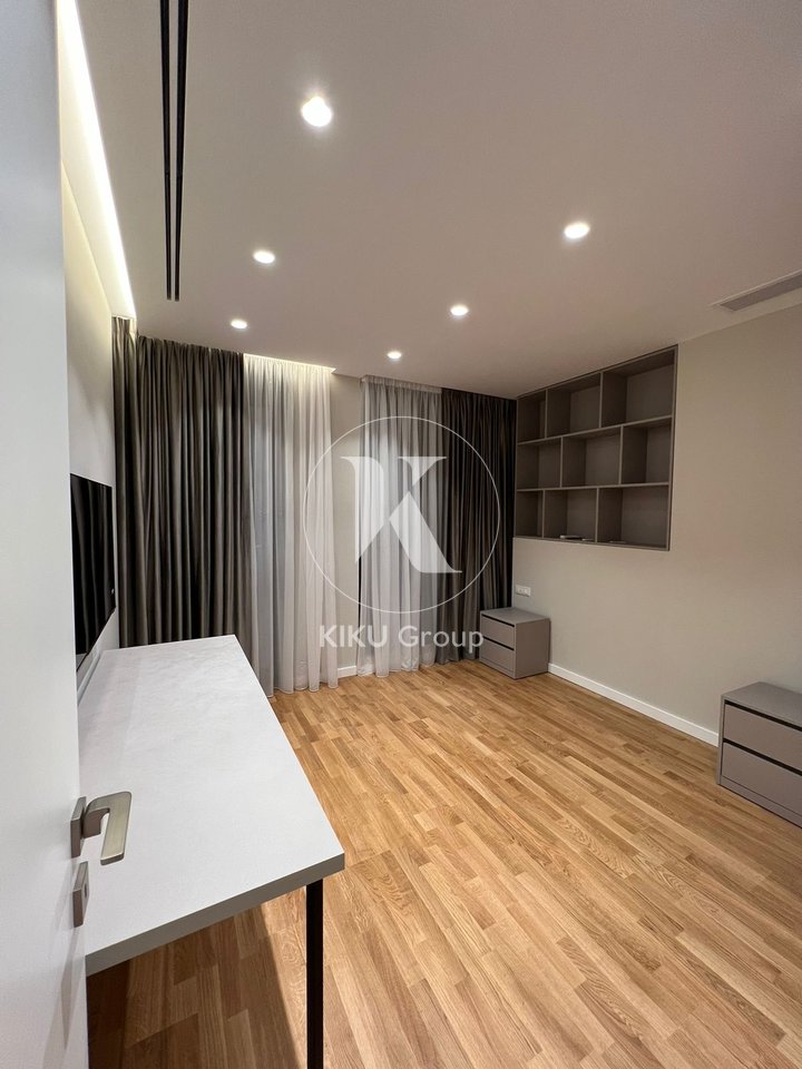 Apartament 3+1 me Qira – Rruga e Kosovareve