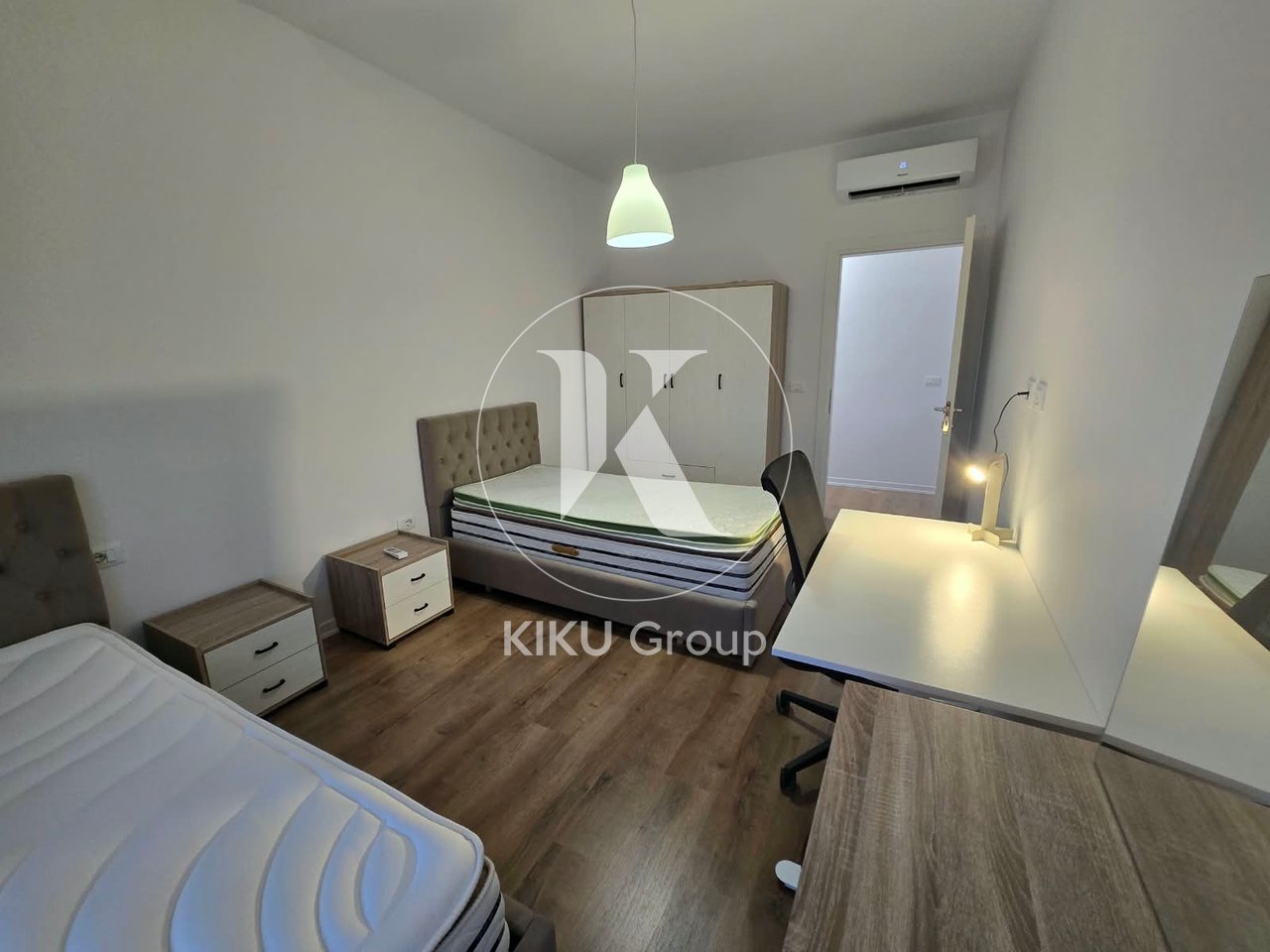 APARTAMENT 2+1+2+POST PARKIMI ME QIRA – 5 MAJI