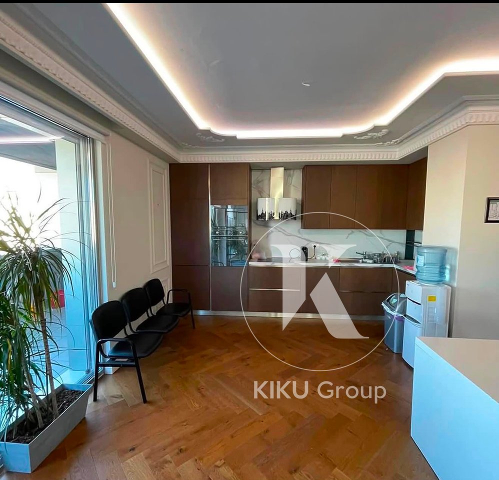 Office for Rent 3+1+2 + PARKING SPACE – Blloku, Tirana