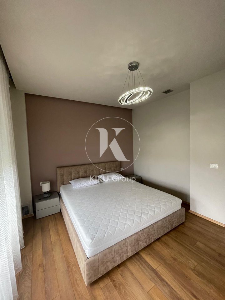 VILË PREMIUM ME QIRA – PRANË TEG