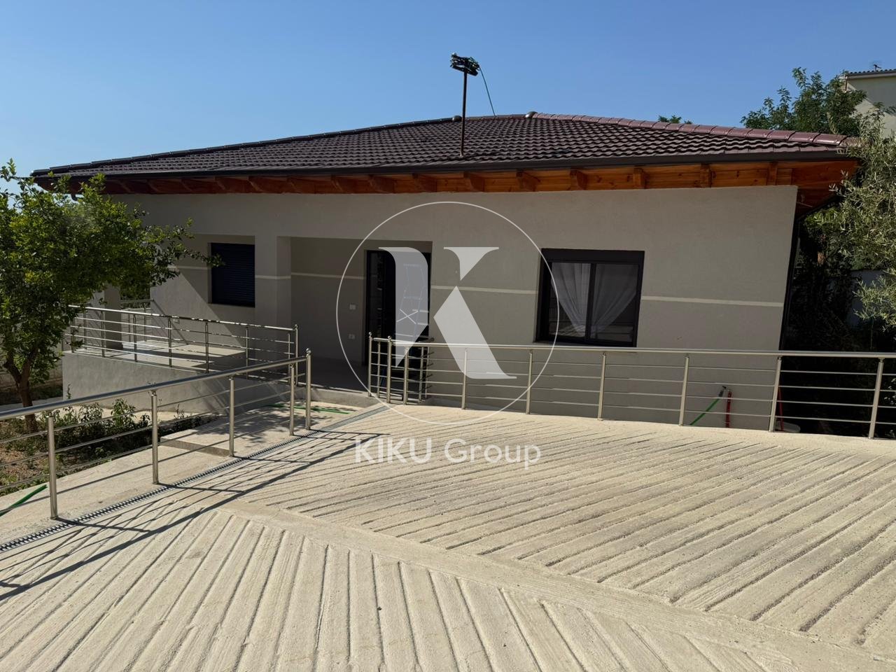 🏡 IN AFFITTO – APPARTAMENTO 3+1+2 CON CORTILE PRIVATO
📍 Sauk
💶 Prezzo: 800€ / mese