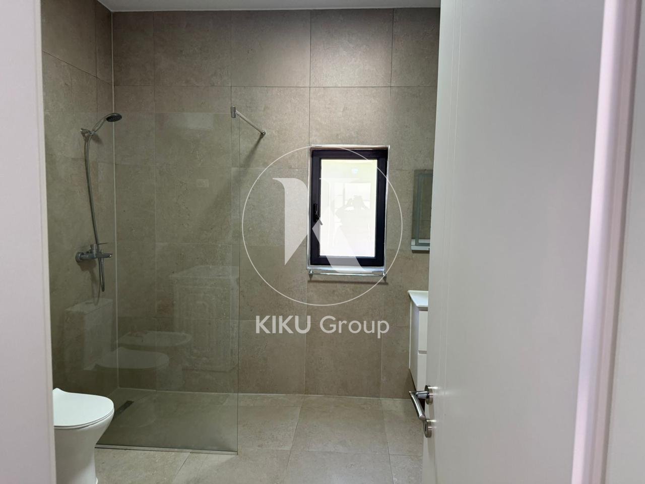 🏡 IN AFFITTO – APPARTAMENTO 3+1+2 CON CORTILE PRIVATO
📍 Sauk
💶 Prezzo: 800€ / mese