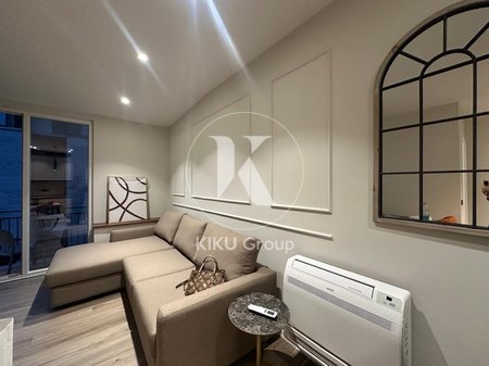 VENDESI APPARTAMENTO 1+1 NEL VECCHIO BLOCCO, TIRANA – 176.700 €