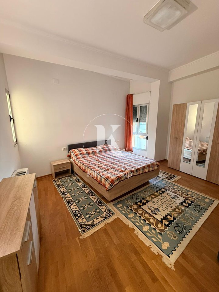 Apartament 3+1 me Qira – Rruga Peti, Liqeni i Thatë