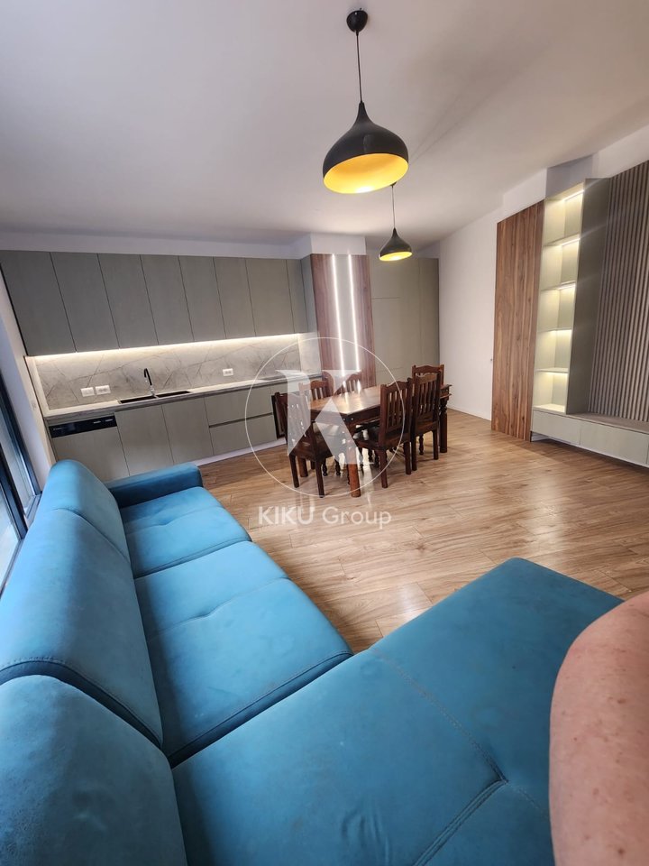 🏢 Appartamento 2+1+1 Balcone – Garden Residence

📍 Via Bilal Sina, vicino allo Zoo di Tirana